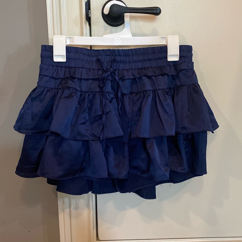 Day+Moon Ruffle Skort New Short in Navy. Size M.